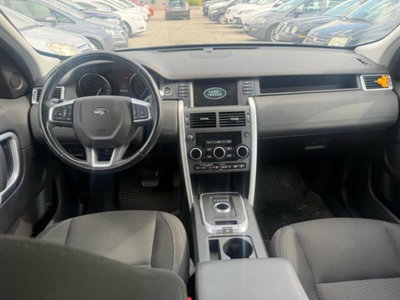 Land Rover Discovery Sport 2.0 TD4 150 CV HSE Luxury (3)
