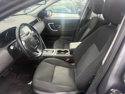 Land Rover Discovery Sport 2.0 TD4 150 CV HSE Luxury (6)