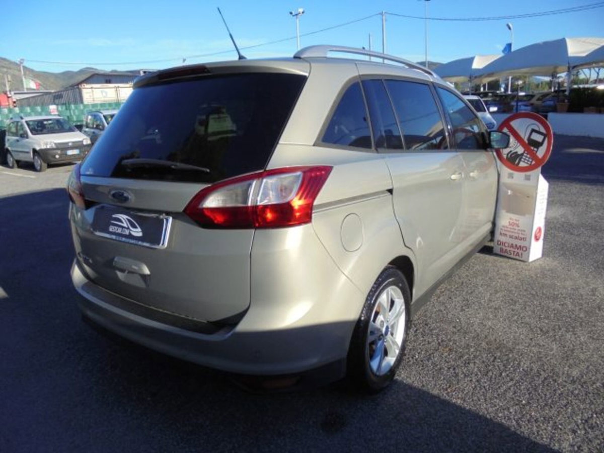 Ford C-Max 1.5 TDCi 120CV Powershift Start&Stop Business (17)