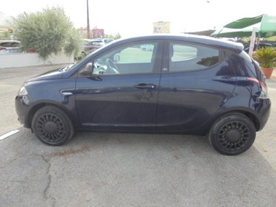 Lancia Ypsilon 1.2 69 CV 5 porte GPL Ecochic Elefantino Blu (10)