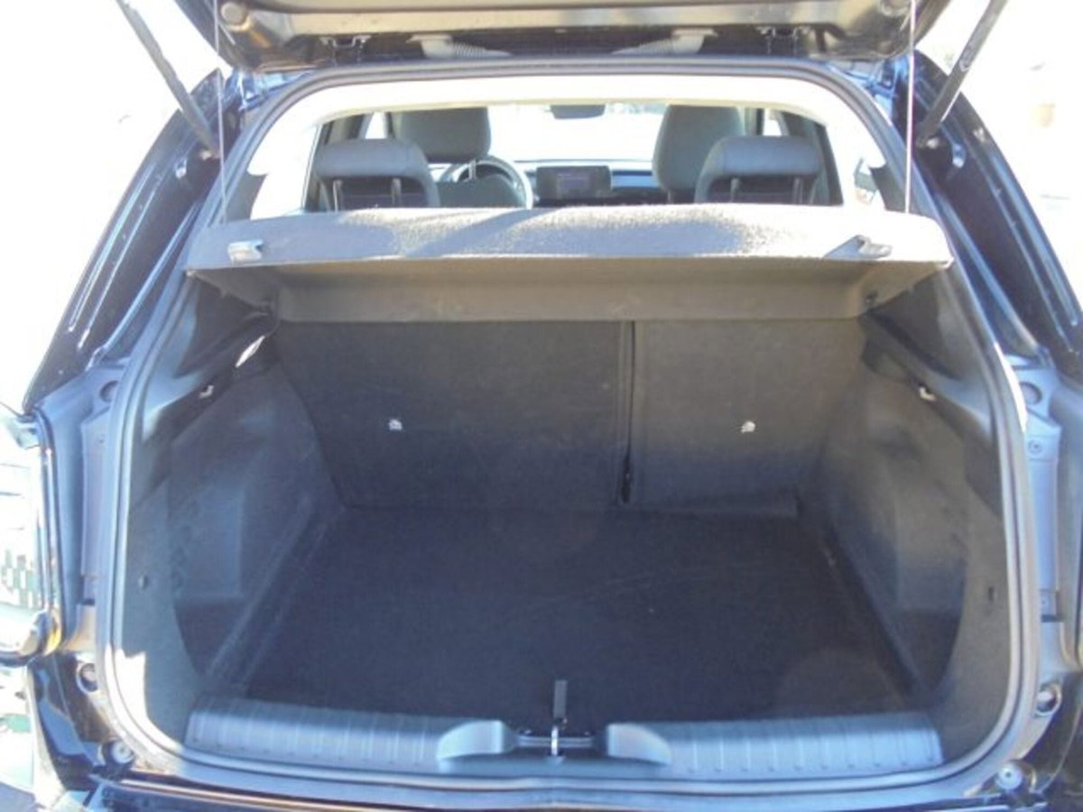 Fiat 600 1.2 Business 100cv (18)