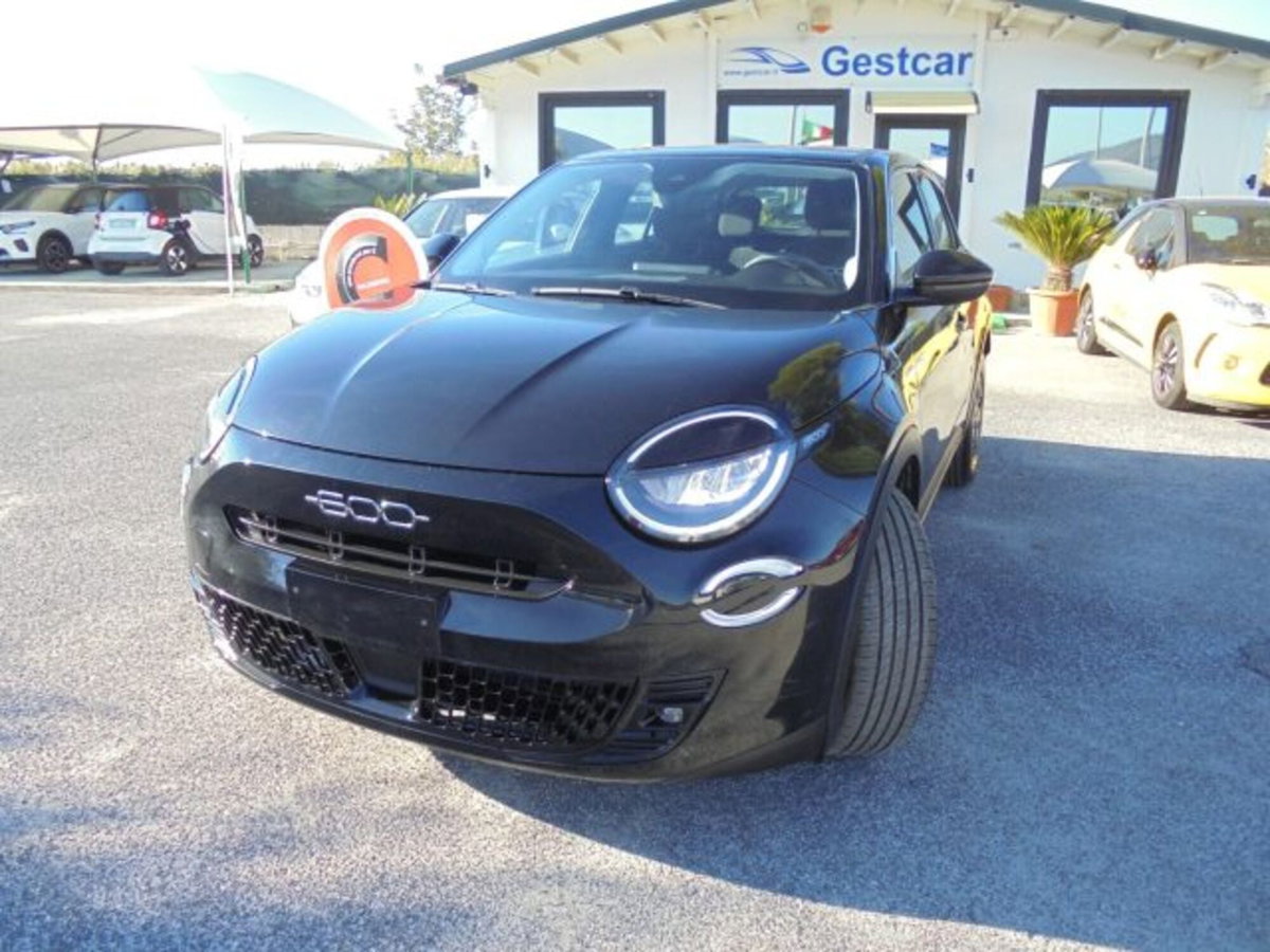 Fiat 600 1.2 Business 100cv (5)
