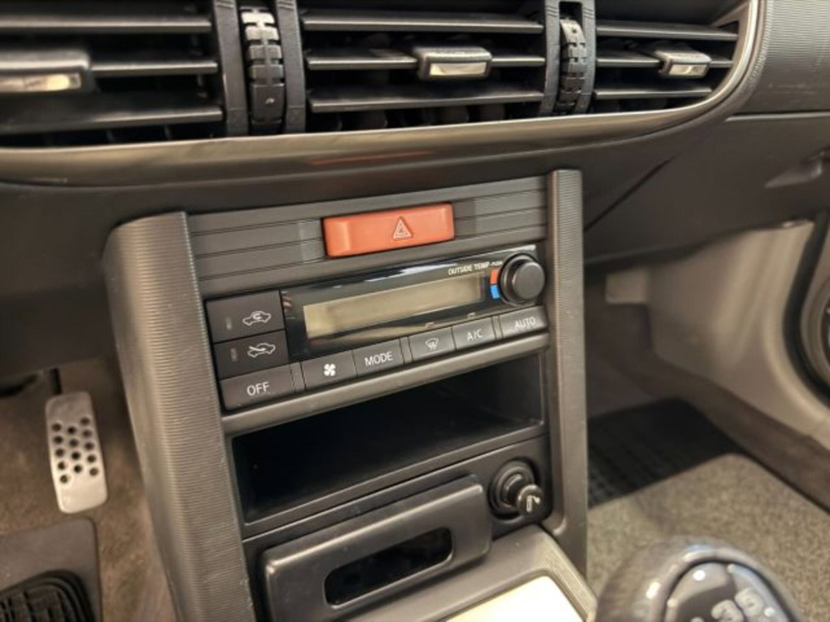 Nissan X-Trail 2.0 16V Adventure (9)