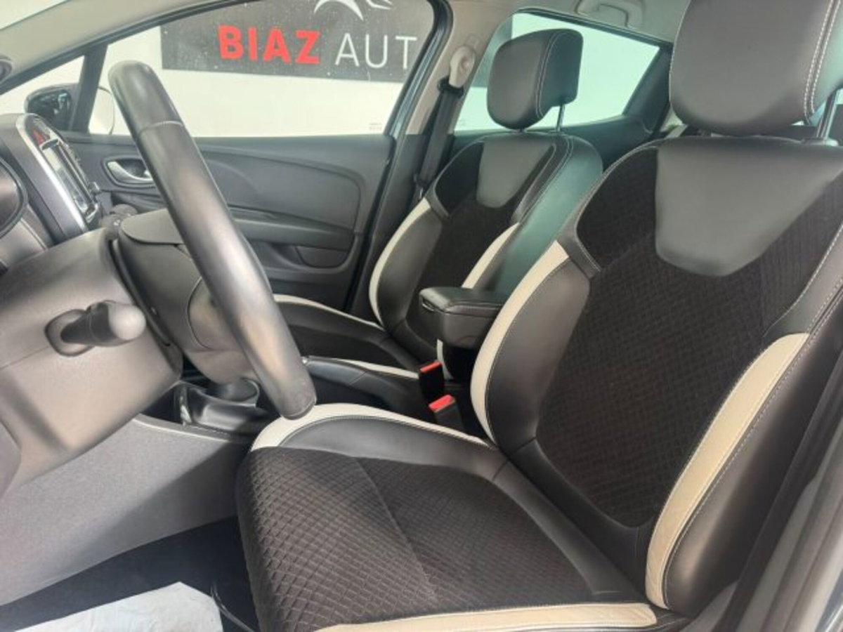 Renault Clio TCe 120CV Start&Stop 5 porte Energy Intens (13)