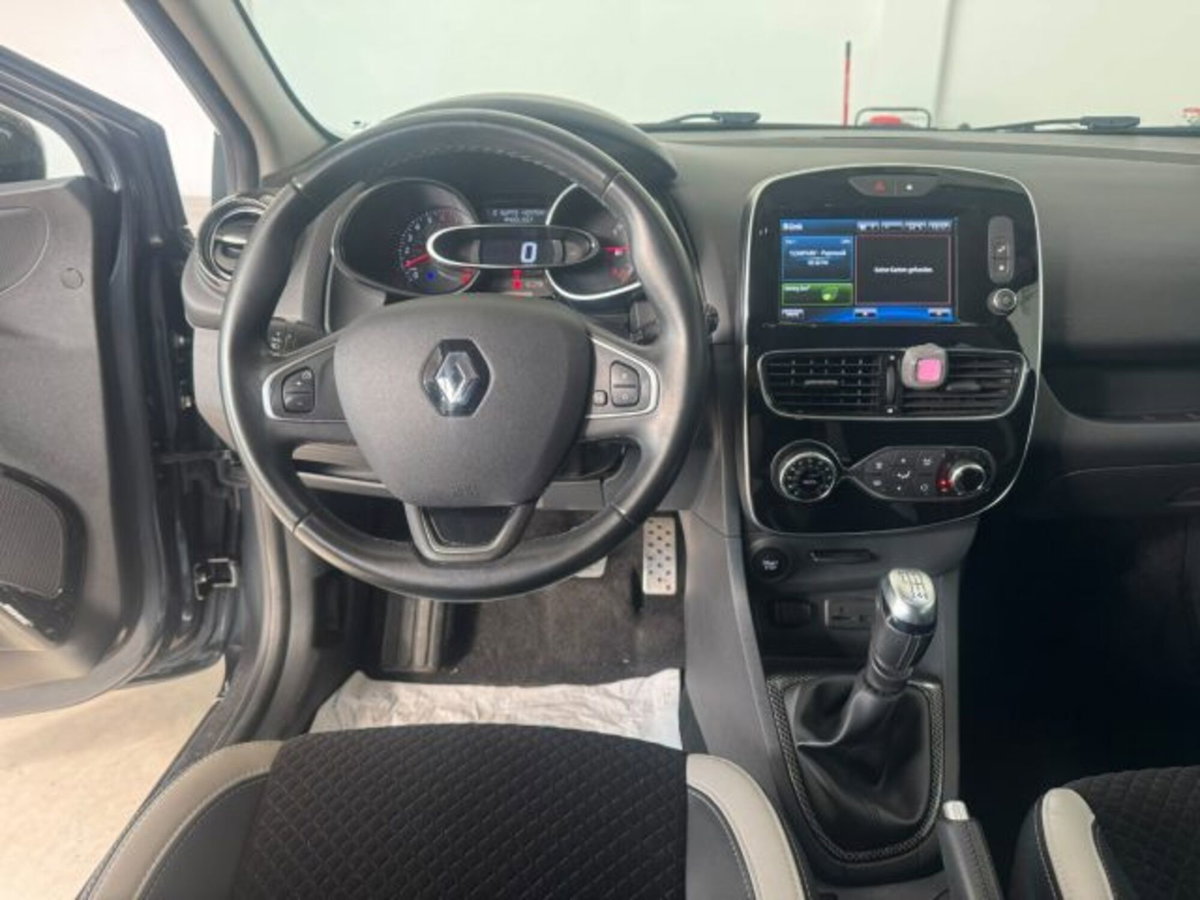 Renault Clio TCe 120CV Start&Stop 5 porte Energy Intens (16)