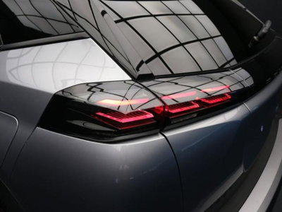 Peugeot 2008 PureTech 100 S&S Allure (11)