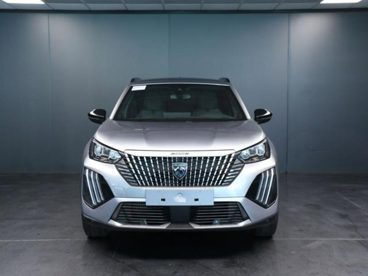 Peugeot 2008 PureTech 100 S&S Allure (2)