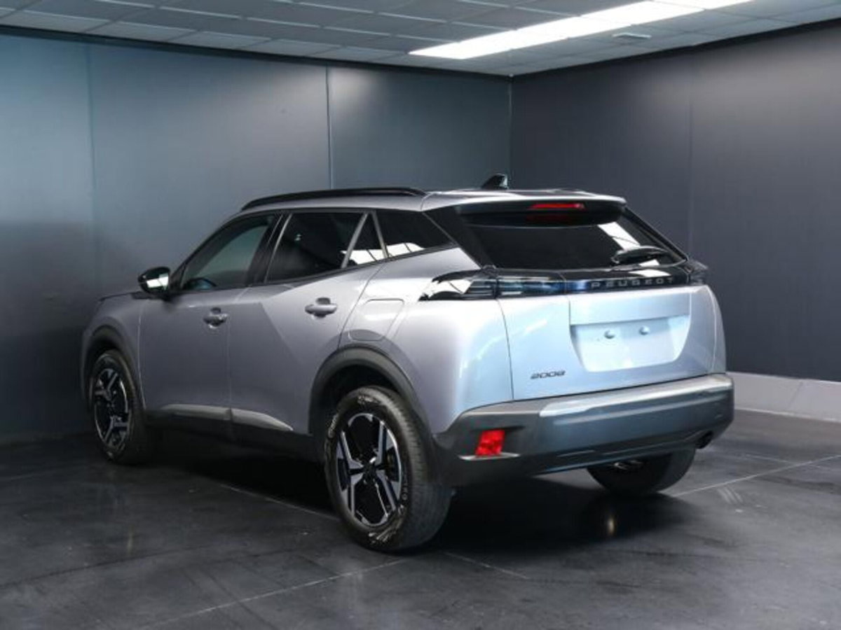 Peugeot 2008 PureTech 100 S&S Allure (4)