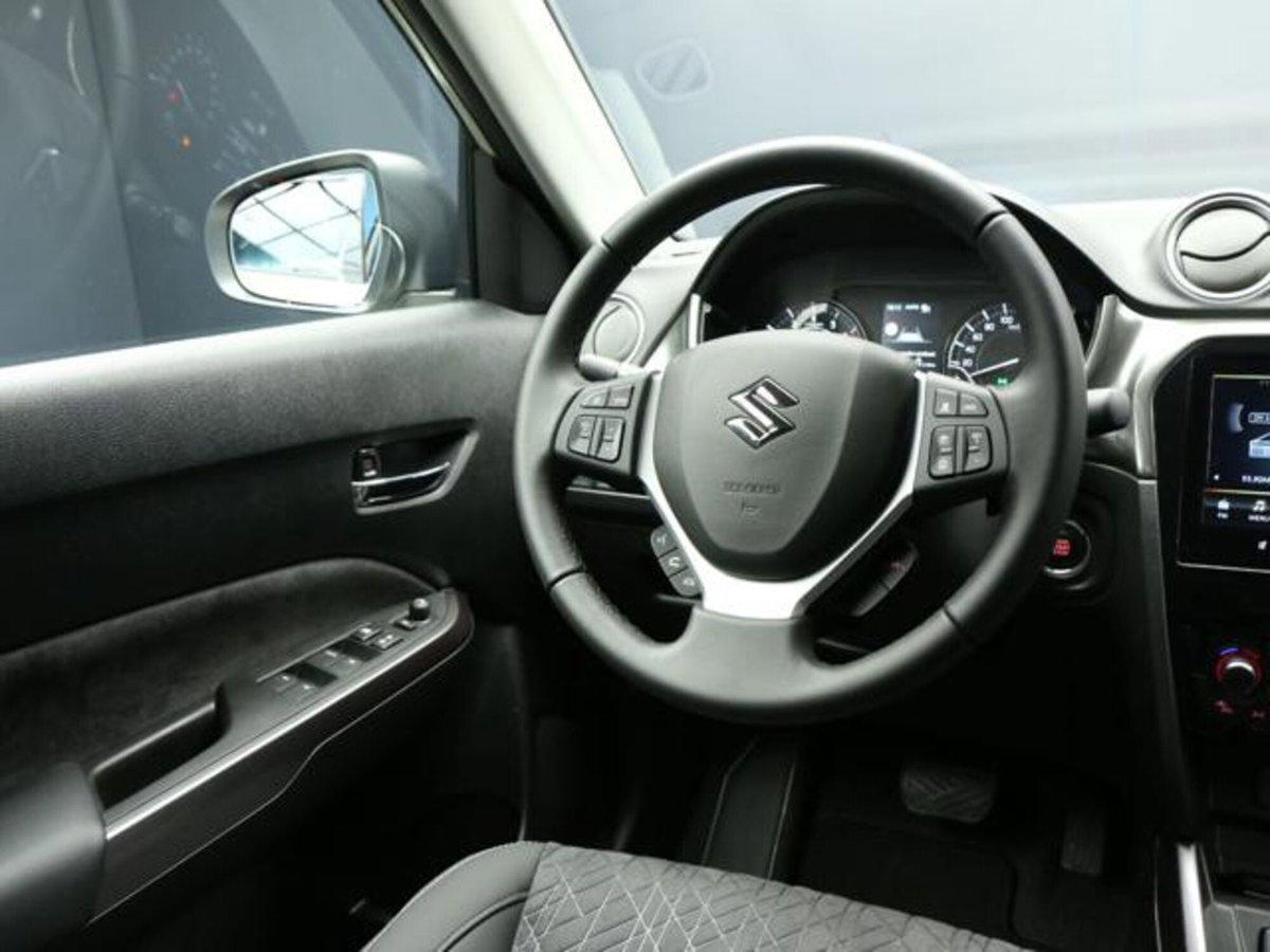 Suzuki Vitara 1.4h Top 4wd allgrip 110cv at (12)
