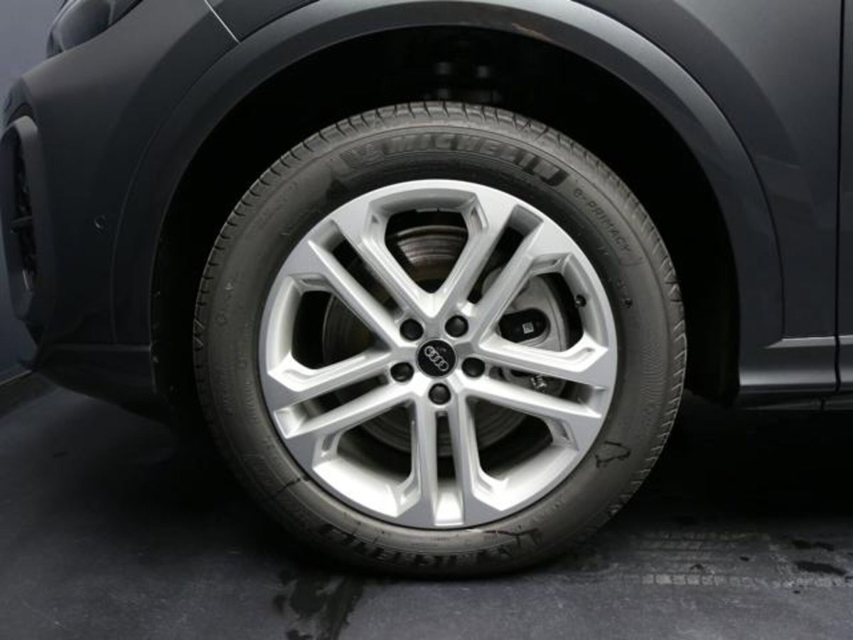 Audi Q5 Sportback 2.0 tdi mhev+ S line quattro 204cv s-tronic (4)