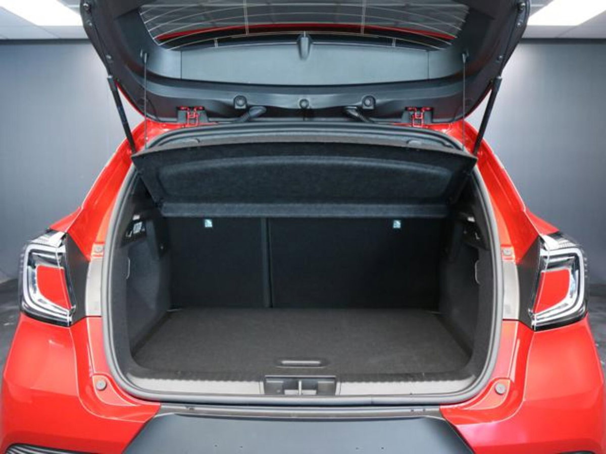 Renault Captur 1.2 eco-g Techno 120cv (7)