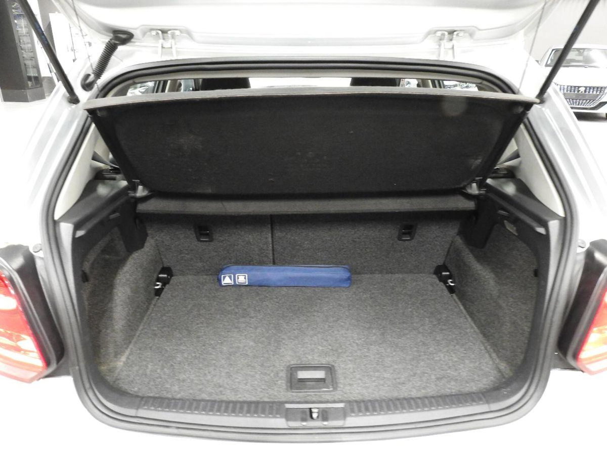 Volkswagen Polo 1.4 5 porte Comfortline BiFuel (17)