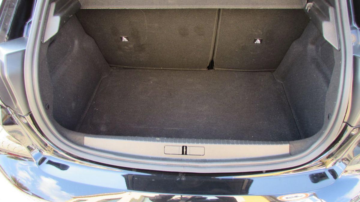 Peugeot 208 PureTech 100 Stop&Start 5 porte Allure (11)