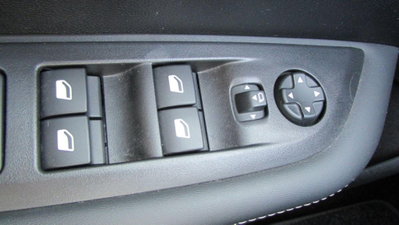 Peugeot 208 PureTech 100 Stop&Start 5 porte Allure (17)