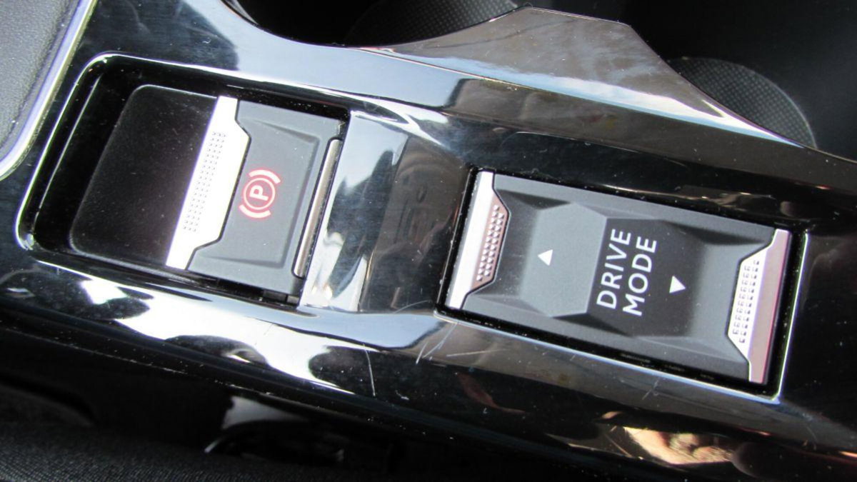 Peugeot 208 PureTech 100 Stop&Start 5 porte Allure (19)