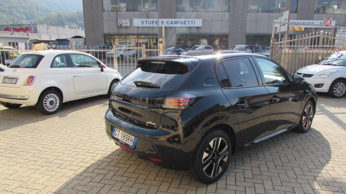 Peugeot 208 PureTech 100 Stop&Start 5 porte Allure (5)