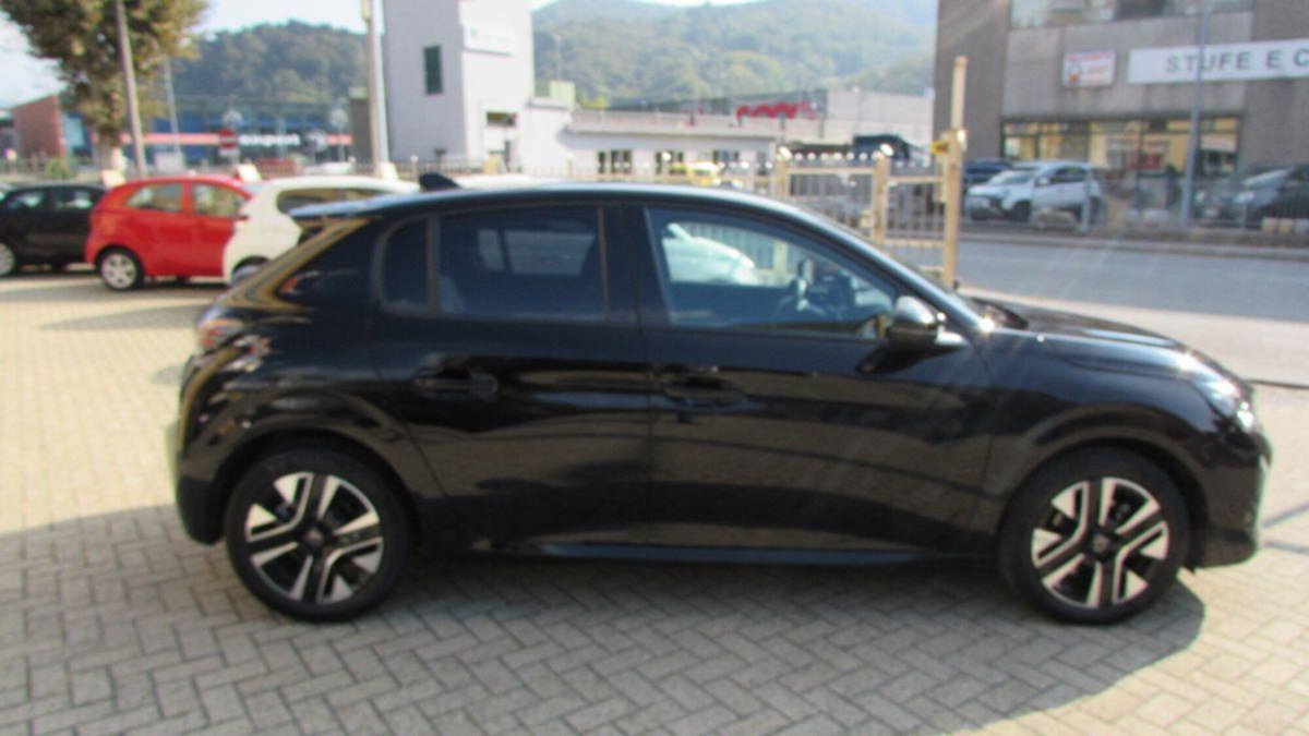 Peugeot 208 PureTech 100 Stop&Start 5 porte Allure (6)