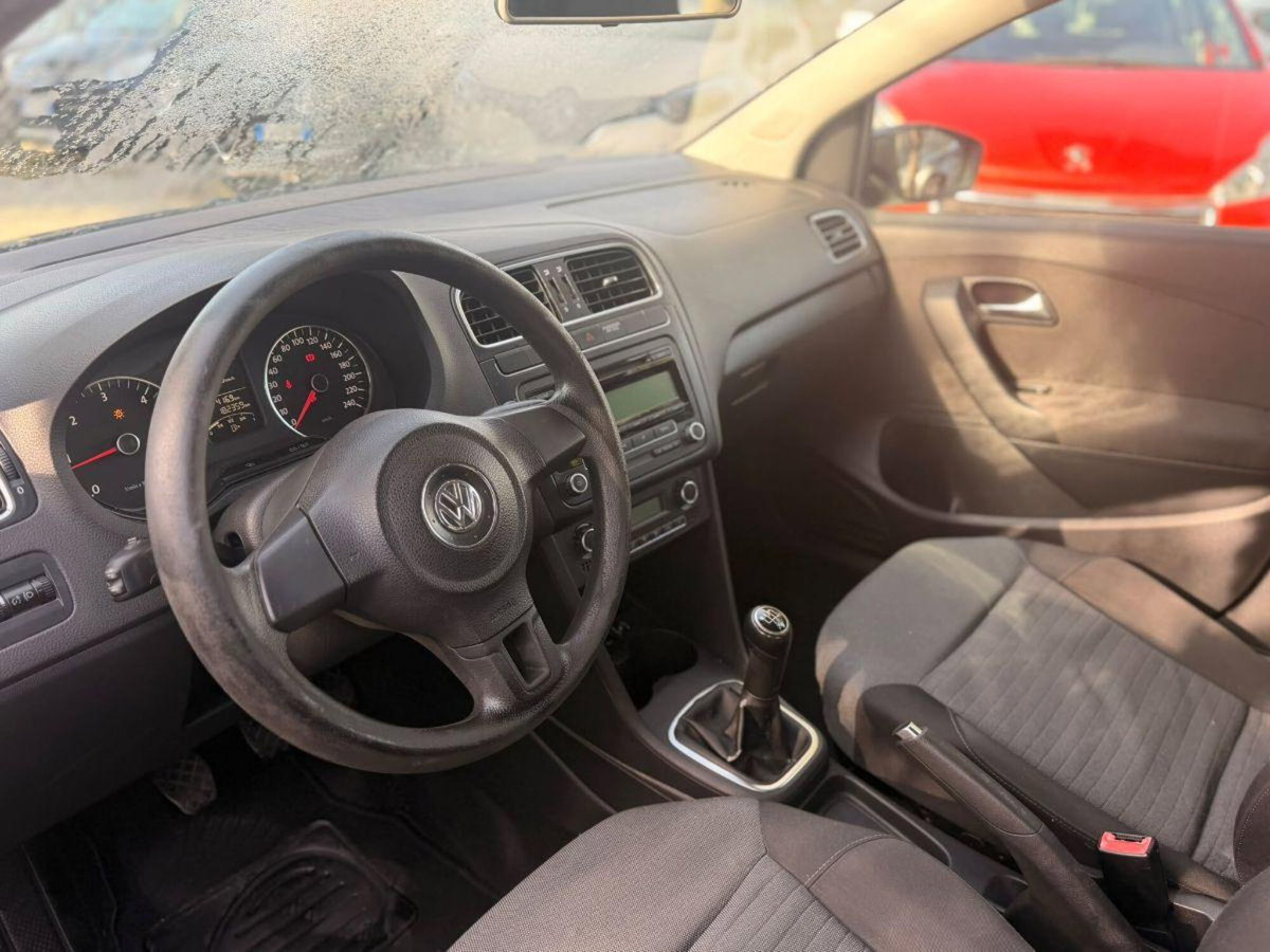 Volkswagen Polo 1.6 TDI DPF 5 porte Trendline (8)