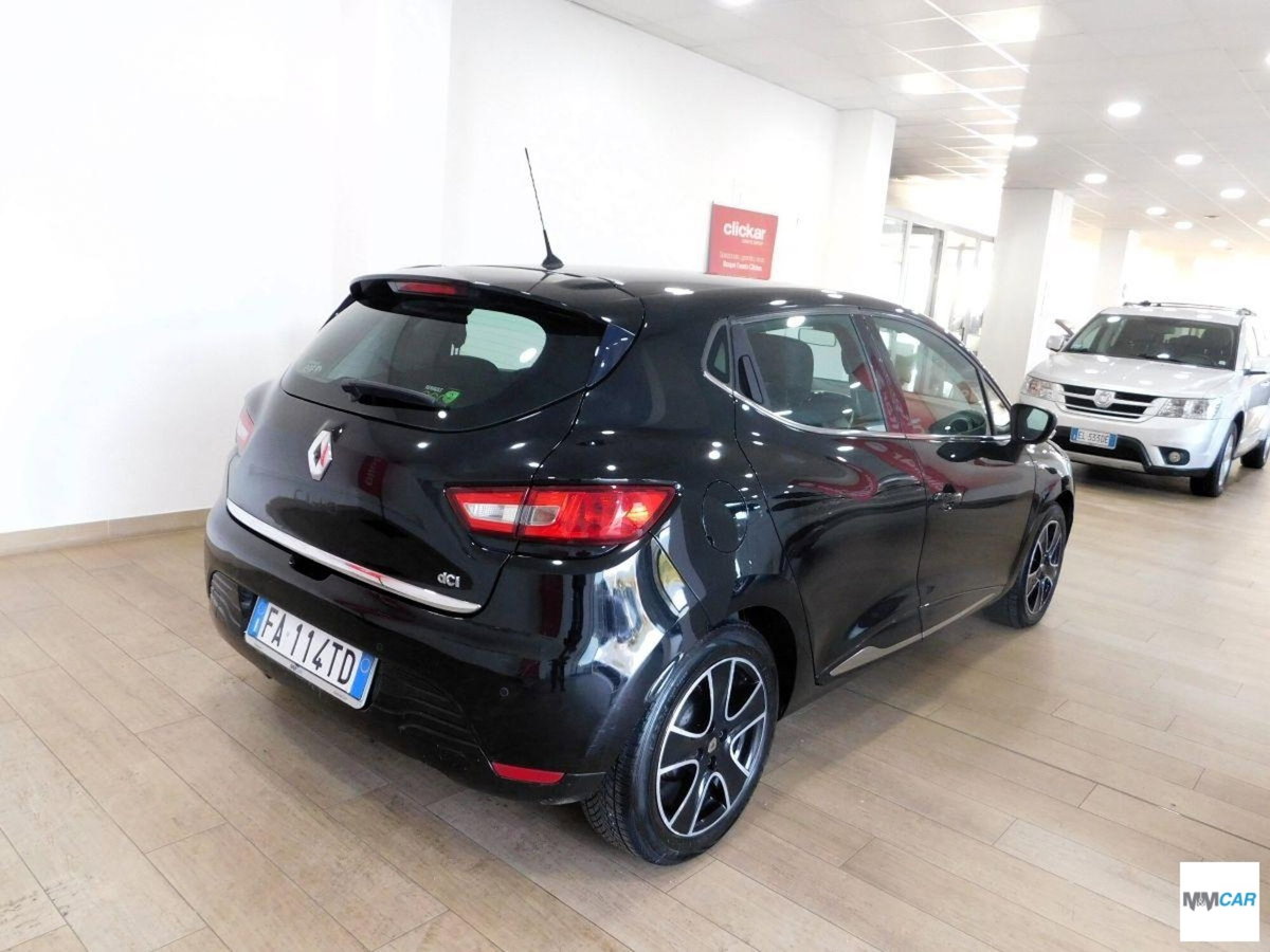 Renault Clio 1.5 dCi 8V 75CV Start&Stop 5 porte Duel (3)