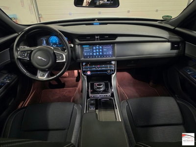 Jaguar XF 2.0 D 180 CV AWD aut. R-Sport (7)