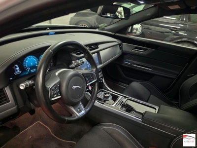 Jaguar XF 2.0 D 180 CV AWD aut. R-Sport (8)