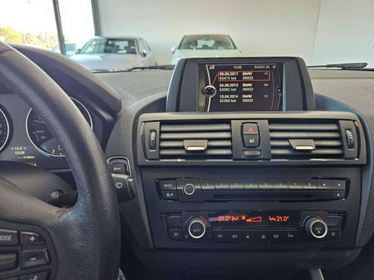 BMW Serie 1 5p. 118d 5p. Sport (14)