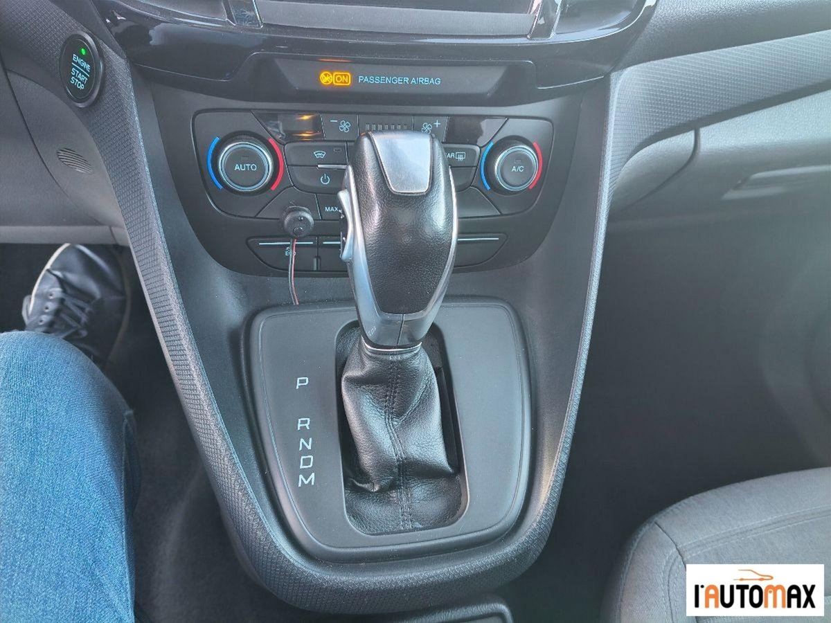 Ford Tourneo Connect Tourneo  1.5 TDCi 120 CV aut. Titanium (10)