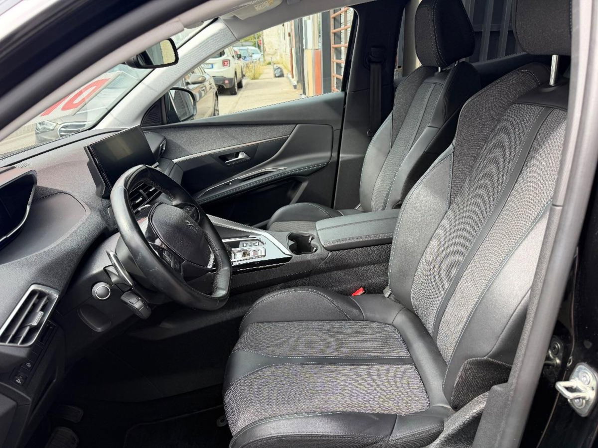 Peugeot 3008 BlueHDi 130 S&S Allure (11)