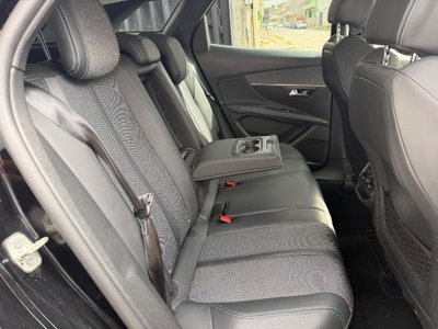 Peugeot 3008 BlueHDi 130 S&S Allure (12)