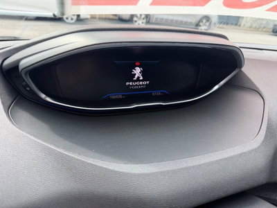 Peugeot 3008 BlueHDi 130 S&S Allure (14)