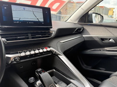 Peugeot 3008 BlueHDi 130 S&S Allure (16)