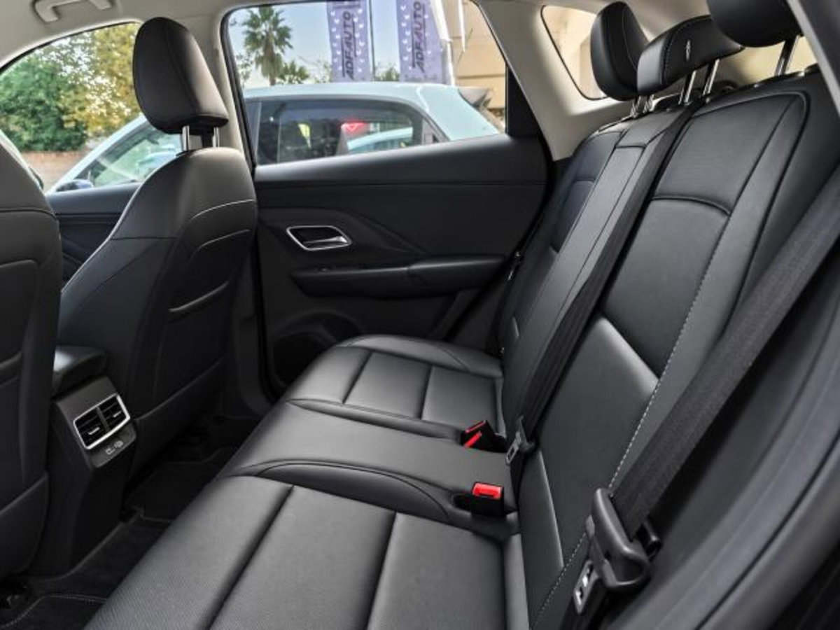 Mg ZS EV Luxury 72 kWh (10)