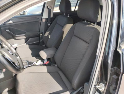 Volkswagen T-Roc 1.6 TDI SCR Style BlueMotion Technology (7)
