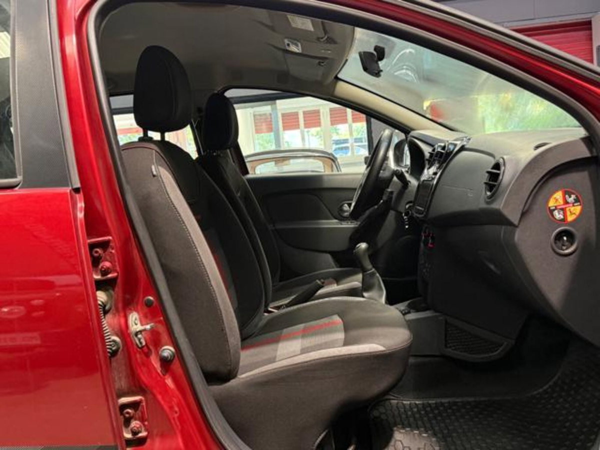 Dacia Sandero Stepway 1.5 Blue dCi 95 CV Techroad (12)