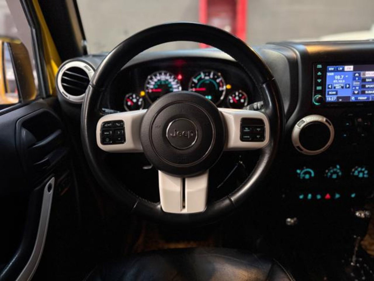 Jeep Wrangler Unlimited 2.8 CRD DPF X Auto (14)