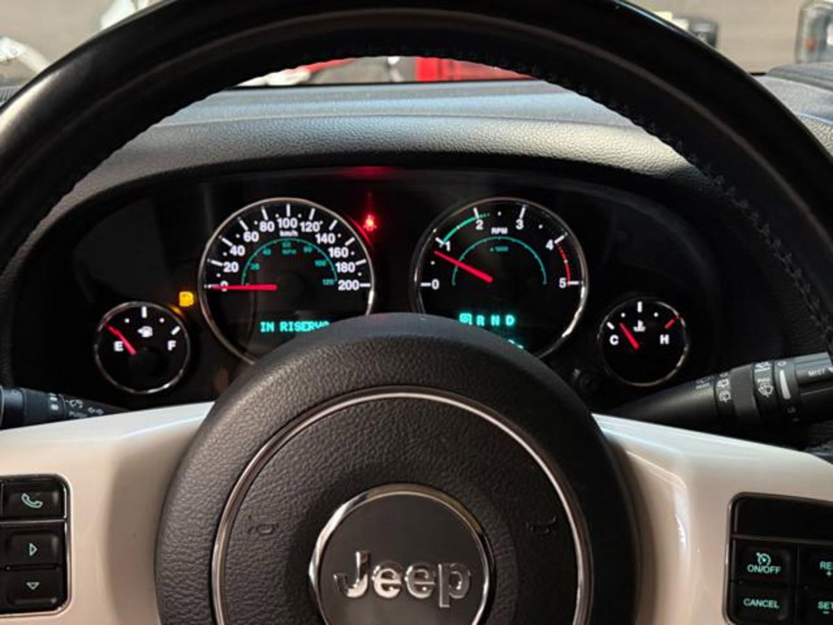 Jeep Wrangler Unlimited 2.8 CRD DPF X Auto (20)