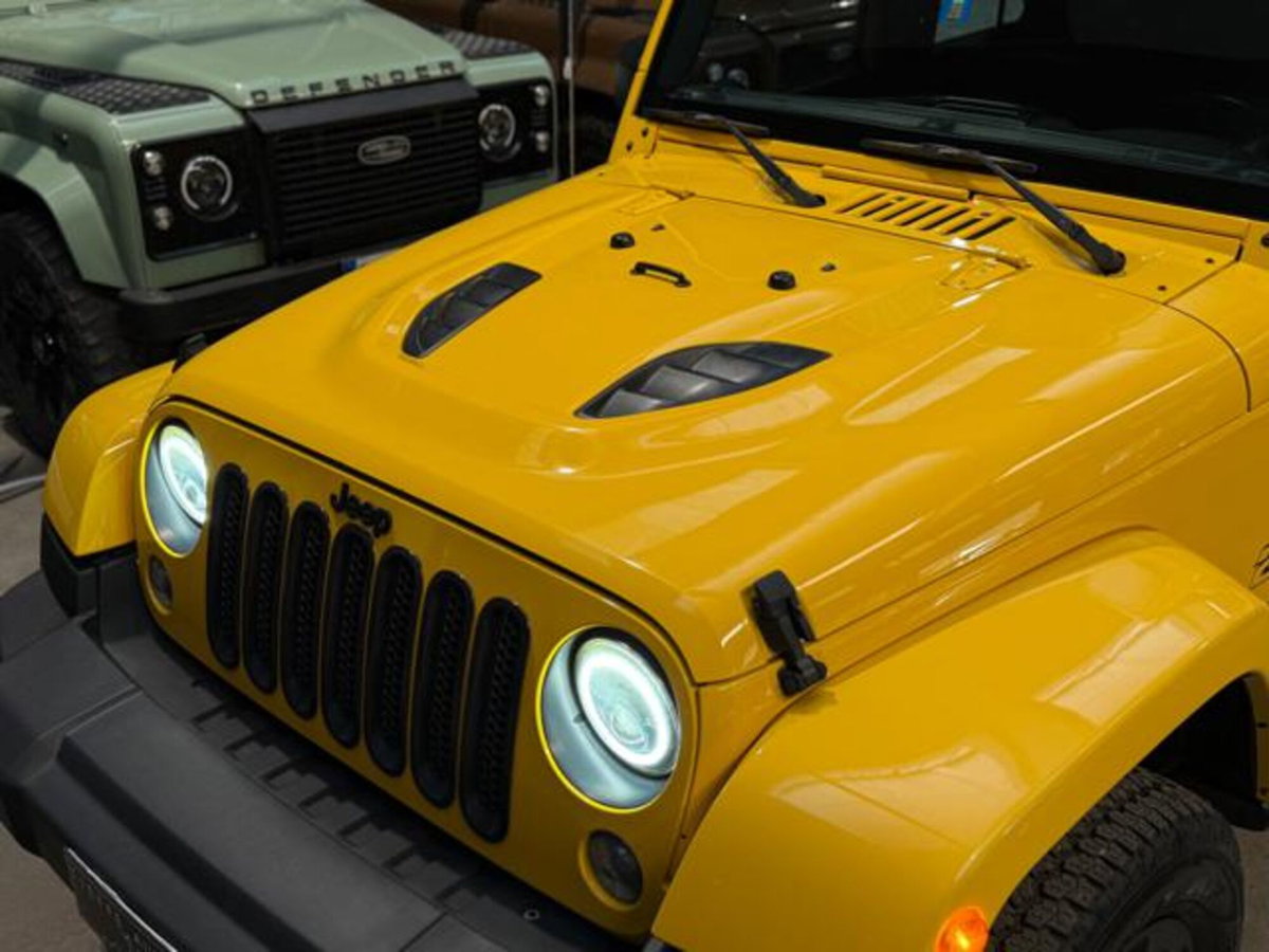 Jeep Wrangler Unlimited 2.8 CRD DPF X Auto (8)