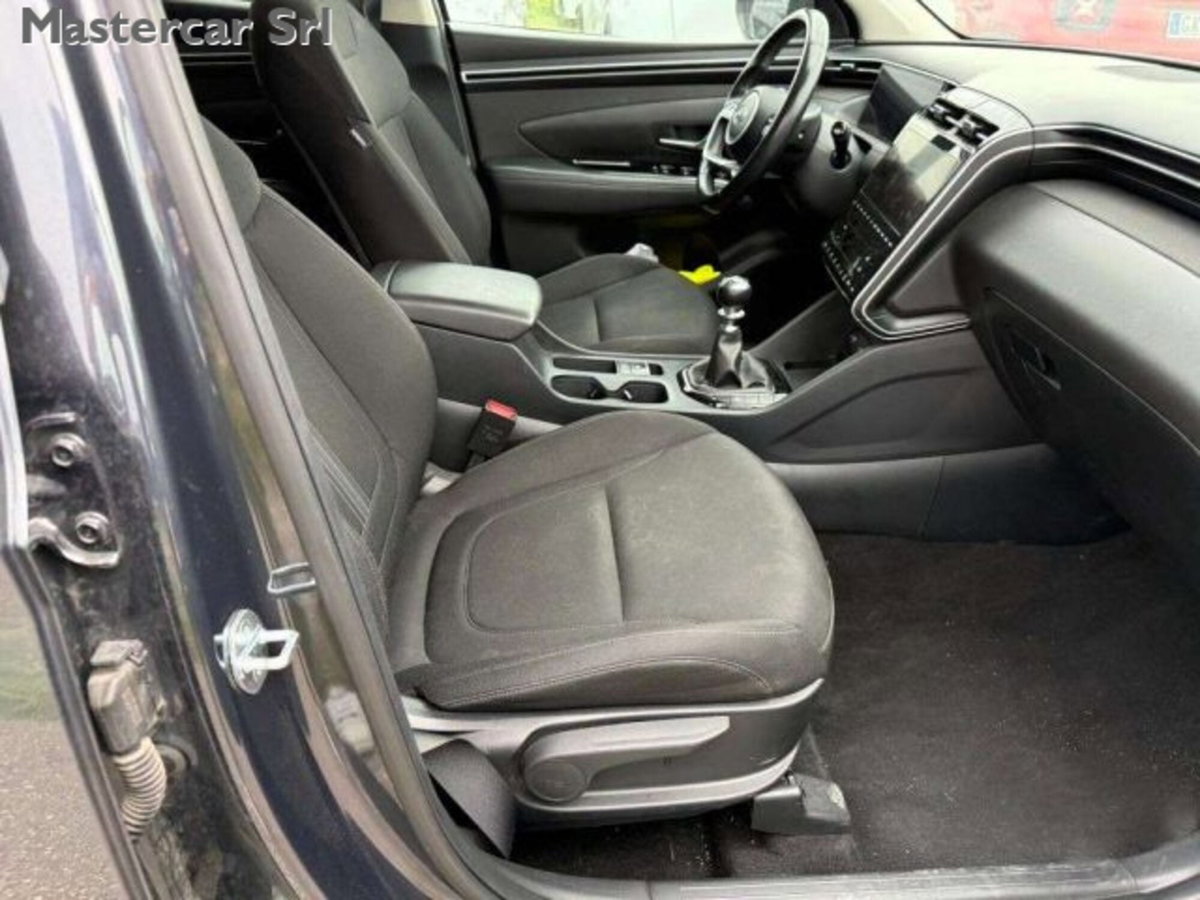 Hyundai Tucson 1.6 crdi 48V Xline 2wd imt (6)