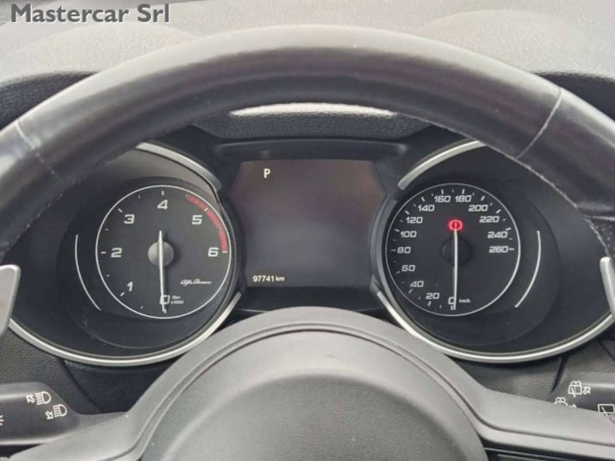 Alfa Romeo Stelvio Stelvio 2.2 Turbodiesel 190 CV AT8 Q4 Executive (11)