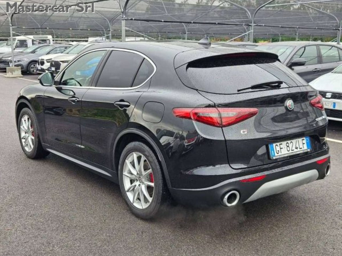 Alfa Romeo Stelvio Stelvio 2.2 Turbodiesel 190 CV AT8 Q4 Executive (4)
