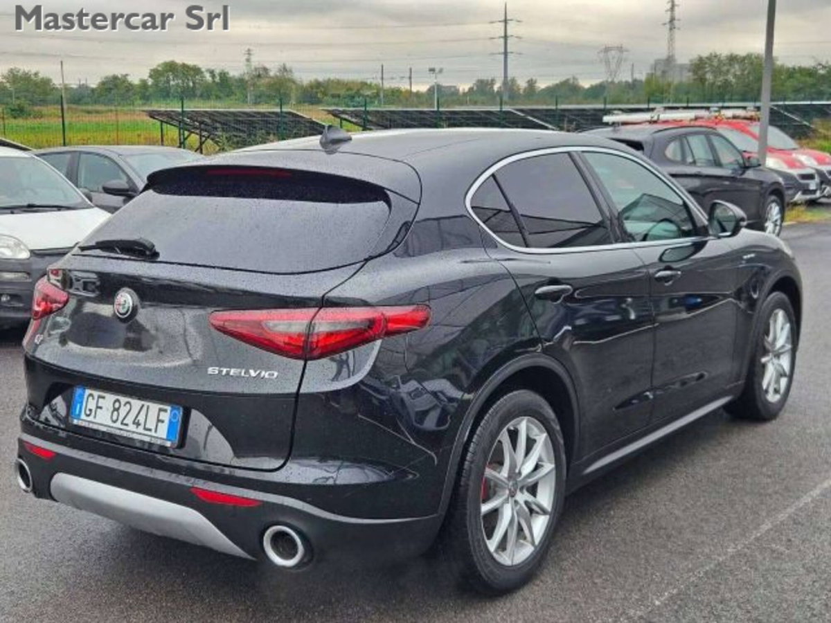 Alfa Romeo Stelvio Stelvio 2.2 Turbodiesel 190 CV AT8 Q4 Executive (6)