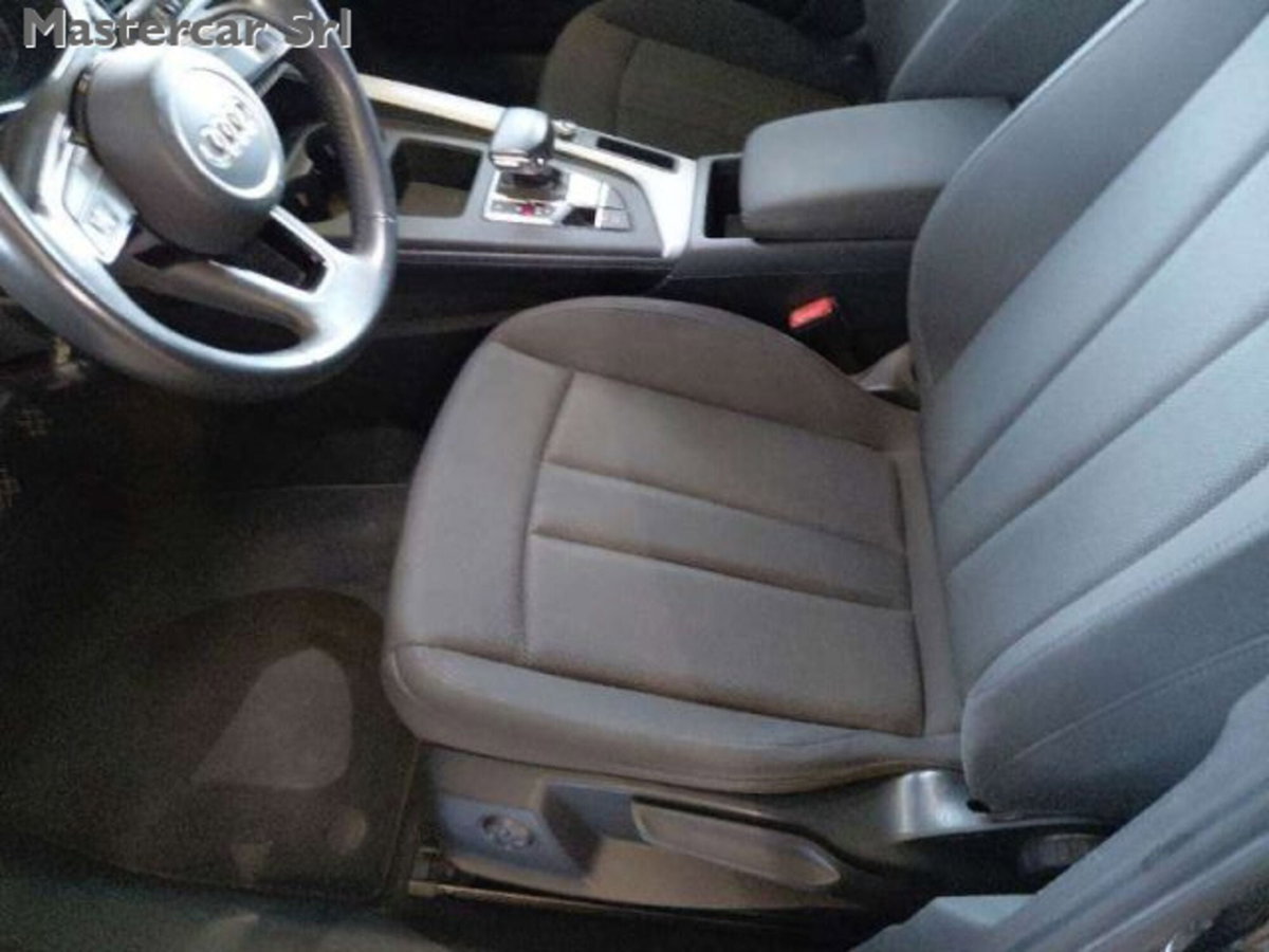 Audi A4 Avant 35 2.0 tdi mhev Business Advanced 163cv s-tronic (12)