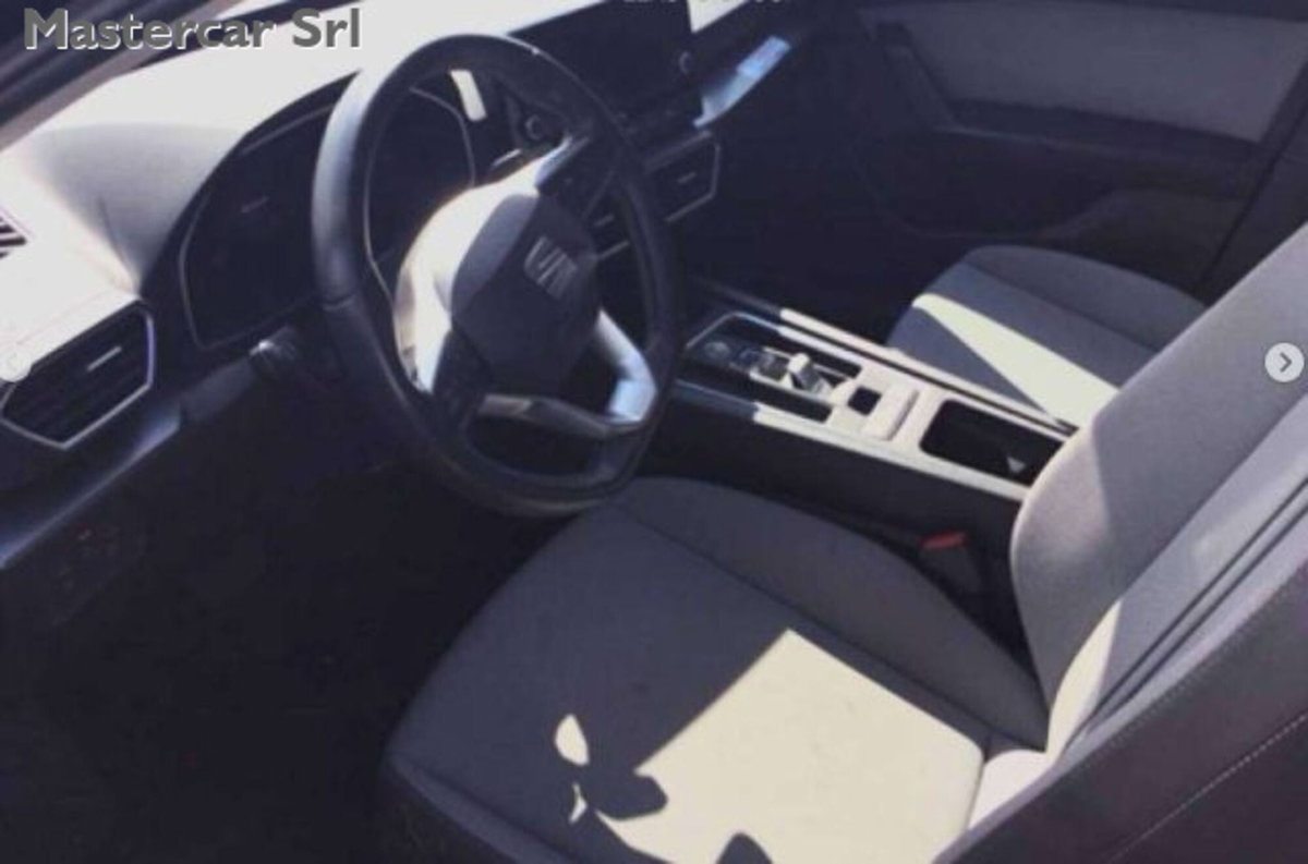 SEAT Leon ST Sportstourer 2.0 tdi Style 150cv dsg (3)