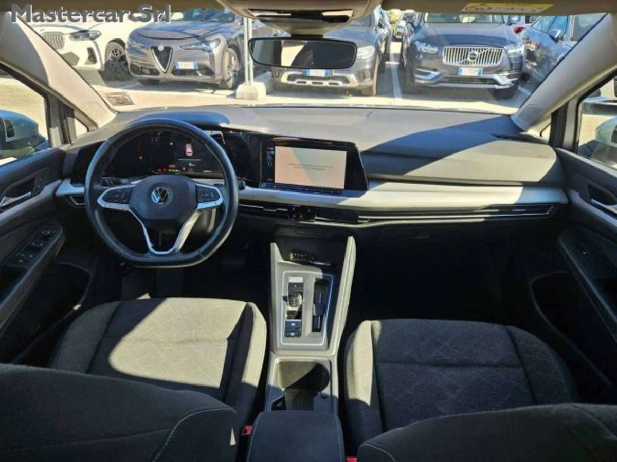 Volkswagen Golf Variant 2.0 tdi Life 115cv (11)
