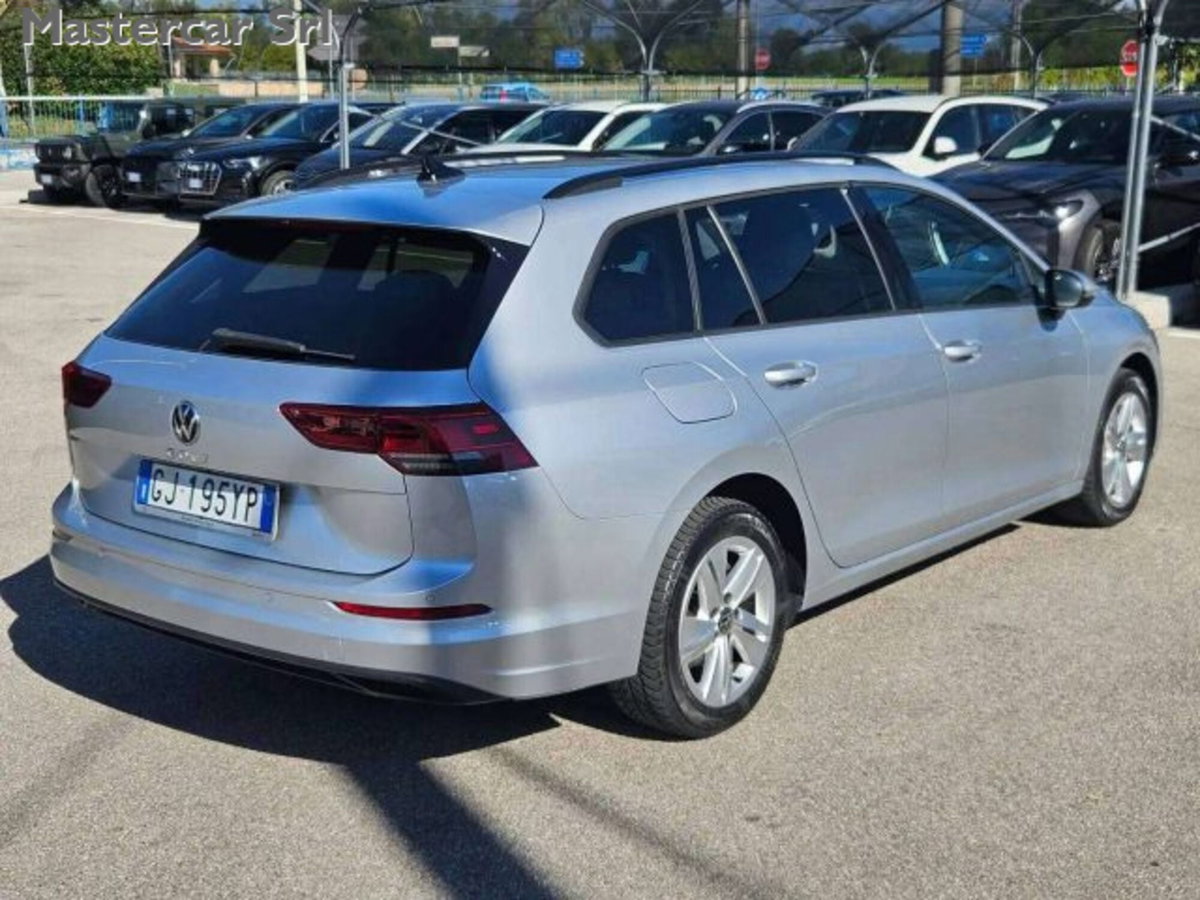 Volkswagen Golf Variant 2.0 tdi Life 115cv (6)