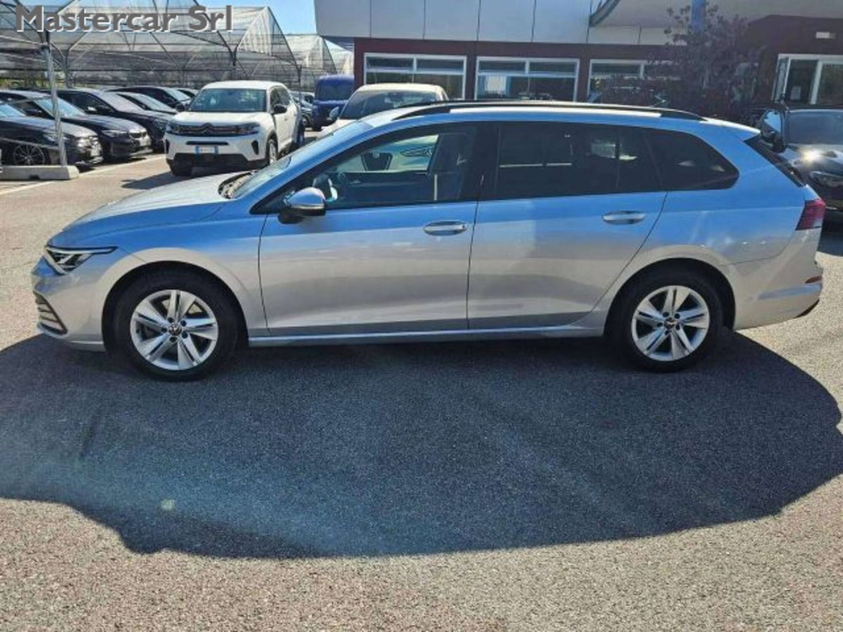 Volkswagen Golf Variant 2.0 tdi Life 115cv (8)