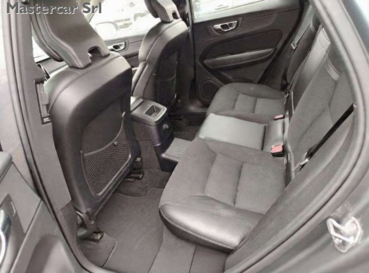 Volvo XC60 T6 AWD Geartronic Business (7)