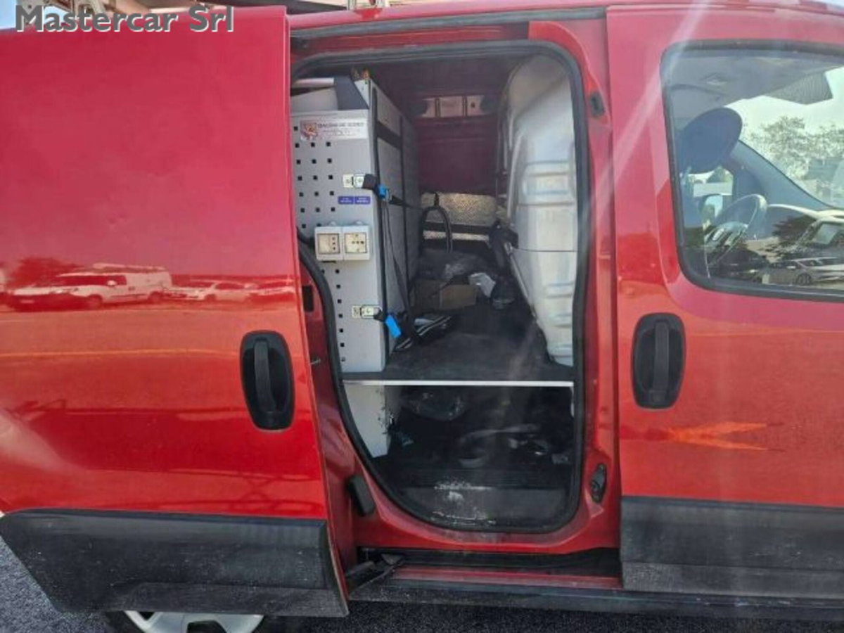 Fiat Fiorino 1.3 MJT 95CV Furgone (13)