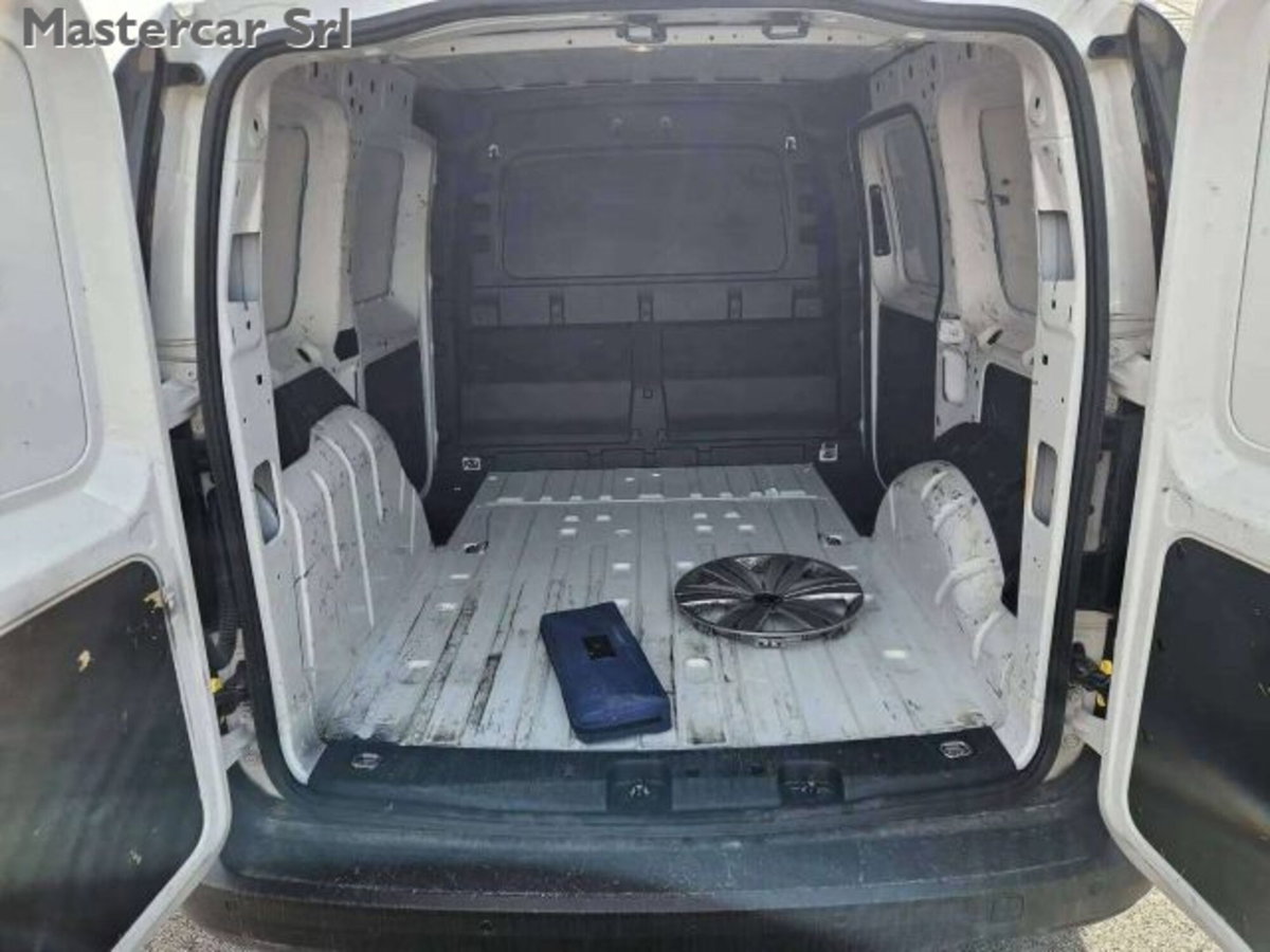 Volkswagen Veicoli Commerciali Caddy Furgone cargo maxi 2.0 tdi scr 102cv Business (14)