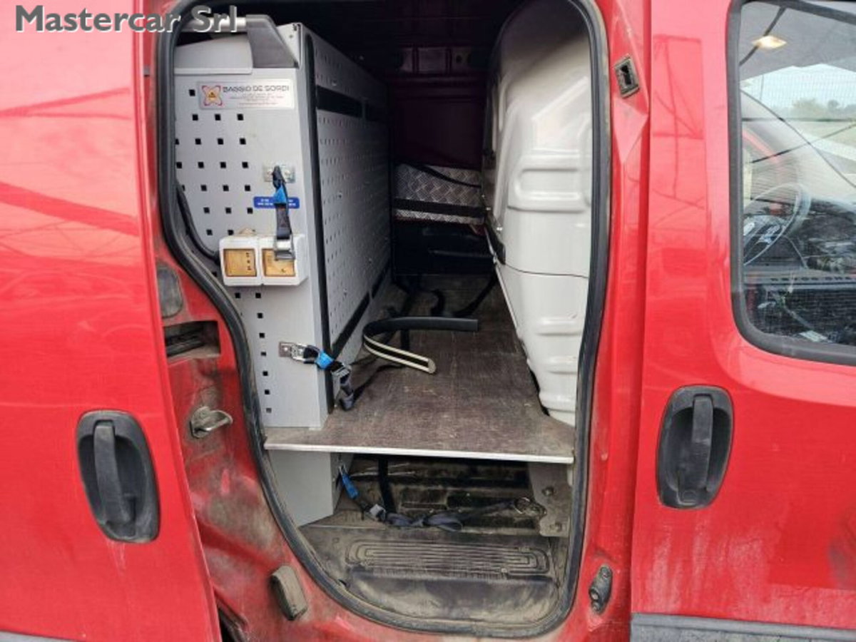 Fiat Fiorino 1.3 MJT 95CV Furgone (11)